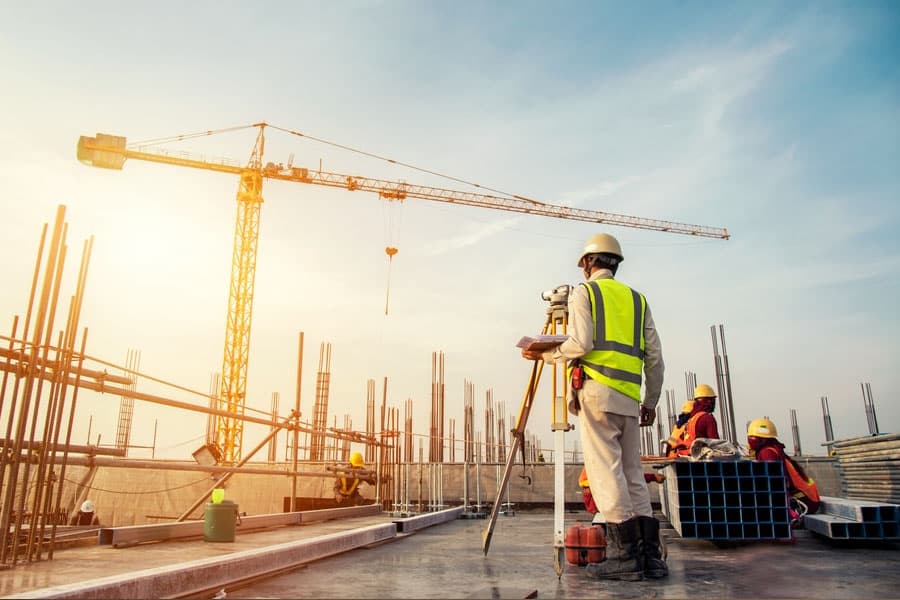 Construction & Contractors